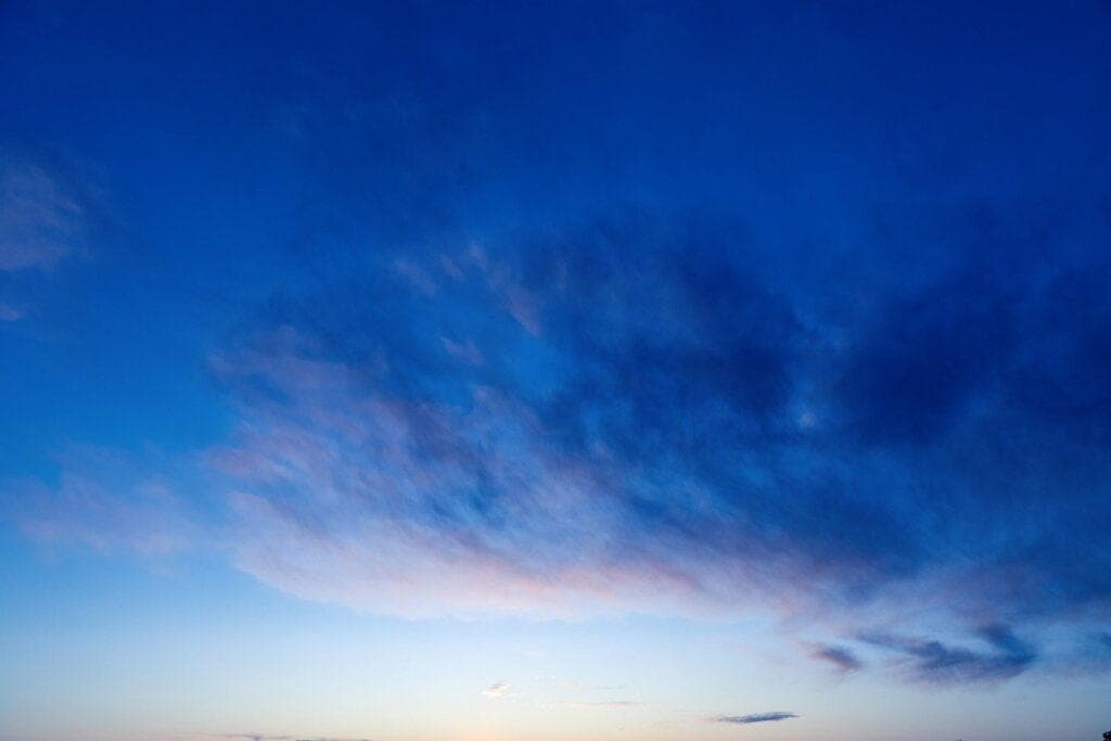 E02 sky