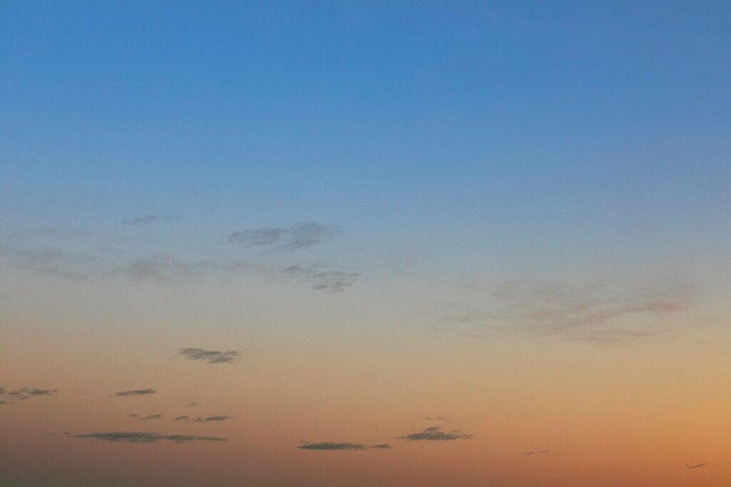 TW03 sky