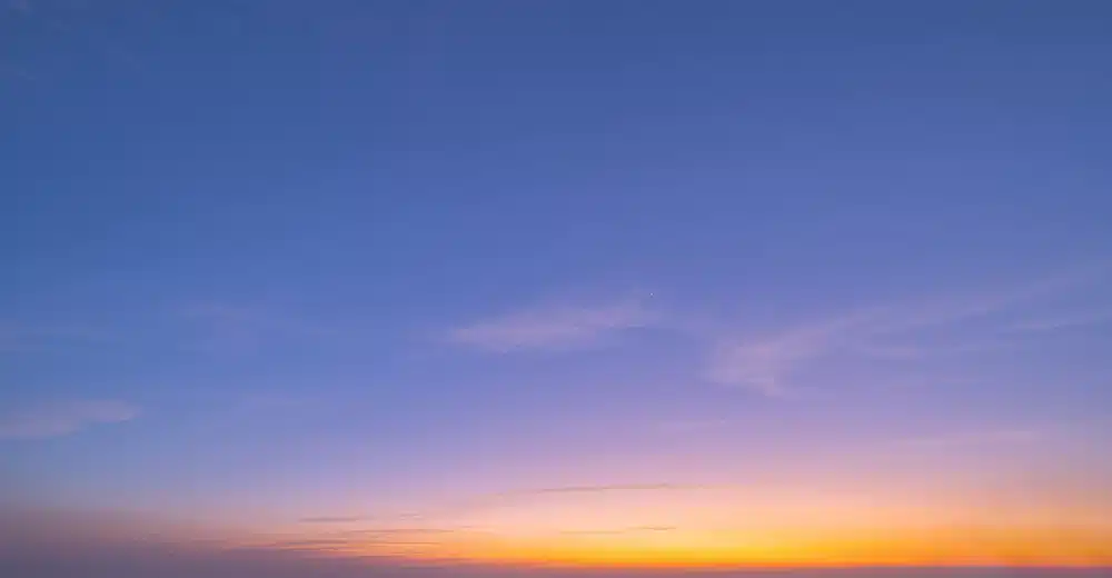 TW13 sky